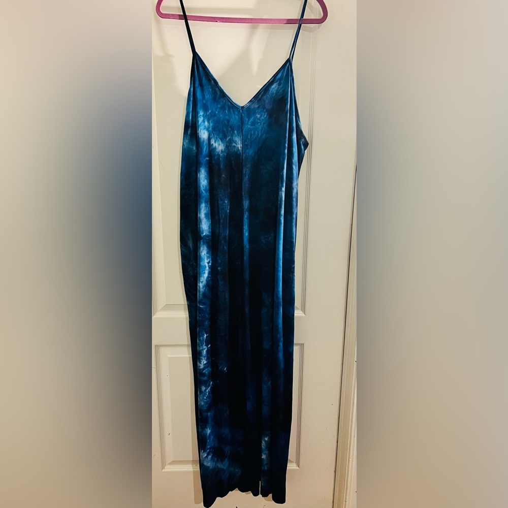 Women’s Plus Size Blue Spaghetti Strap Jumpsuit.